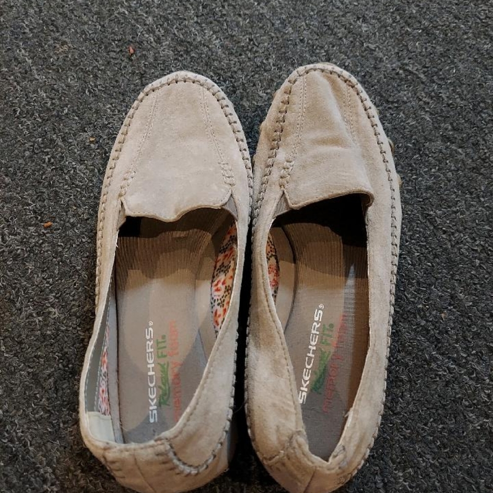 Skechers 8.5 ladies shoes